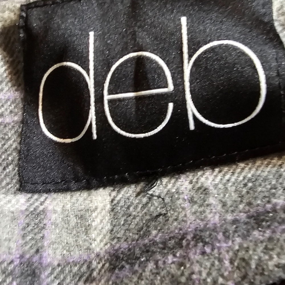 Deb Small jacket - Picture 3 of 5
